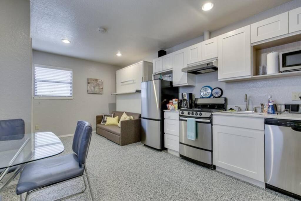 Near To Ouhsc Hospitals-Garage Studio 奧克拉荷馬 外观 照片